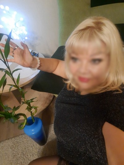 Частная массажистка Лада, 51 год, Санкт-Петербург - фото 2