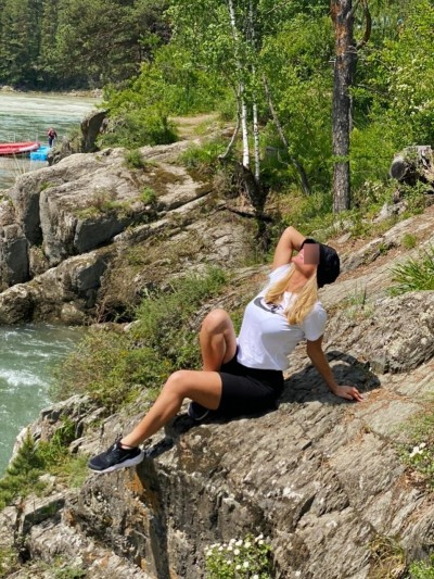 Частная массажистка Кира 