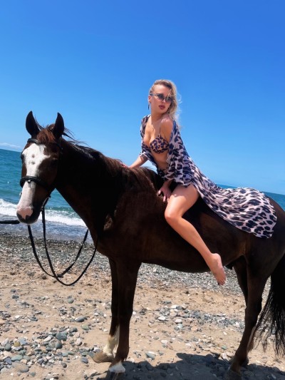 Частная массажистка Аня 