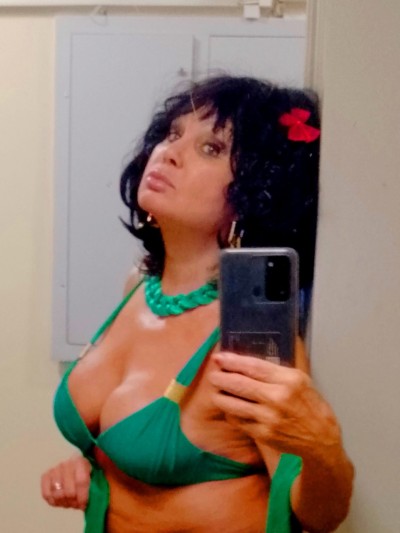 Частная массажистка Вика 