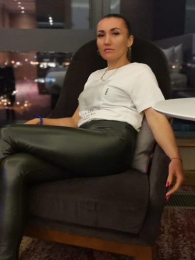 Частная массажистка Ирина и Олег