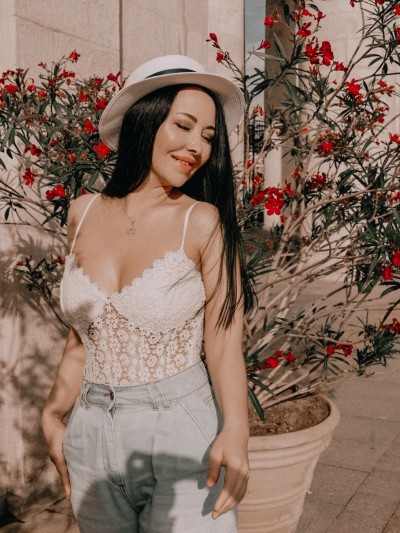 Частная массажистка Эля 