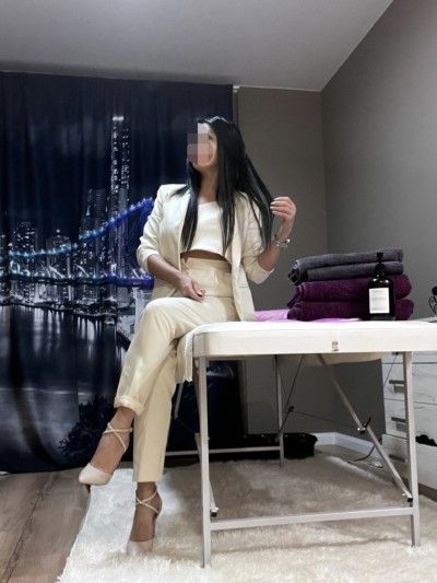 Частная массажистка Тори 