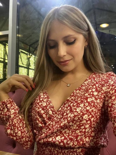 Частная массажистка Полина, 27 лет, Санкт-Петербург - фото 1