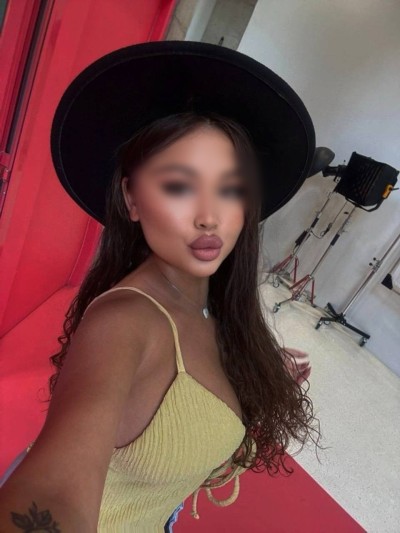 Частная массажистка Дина 