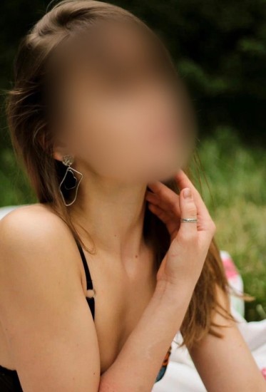 Частная массажистка Регина, 24 года, Москва - фото 1