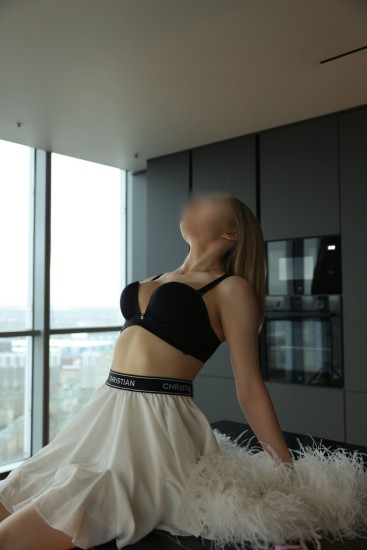 Частная массажистка Элина, 23 года, Санкт-Петербург - фото 3